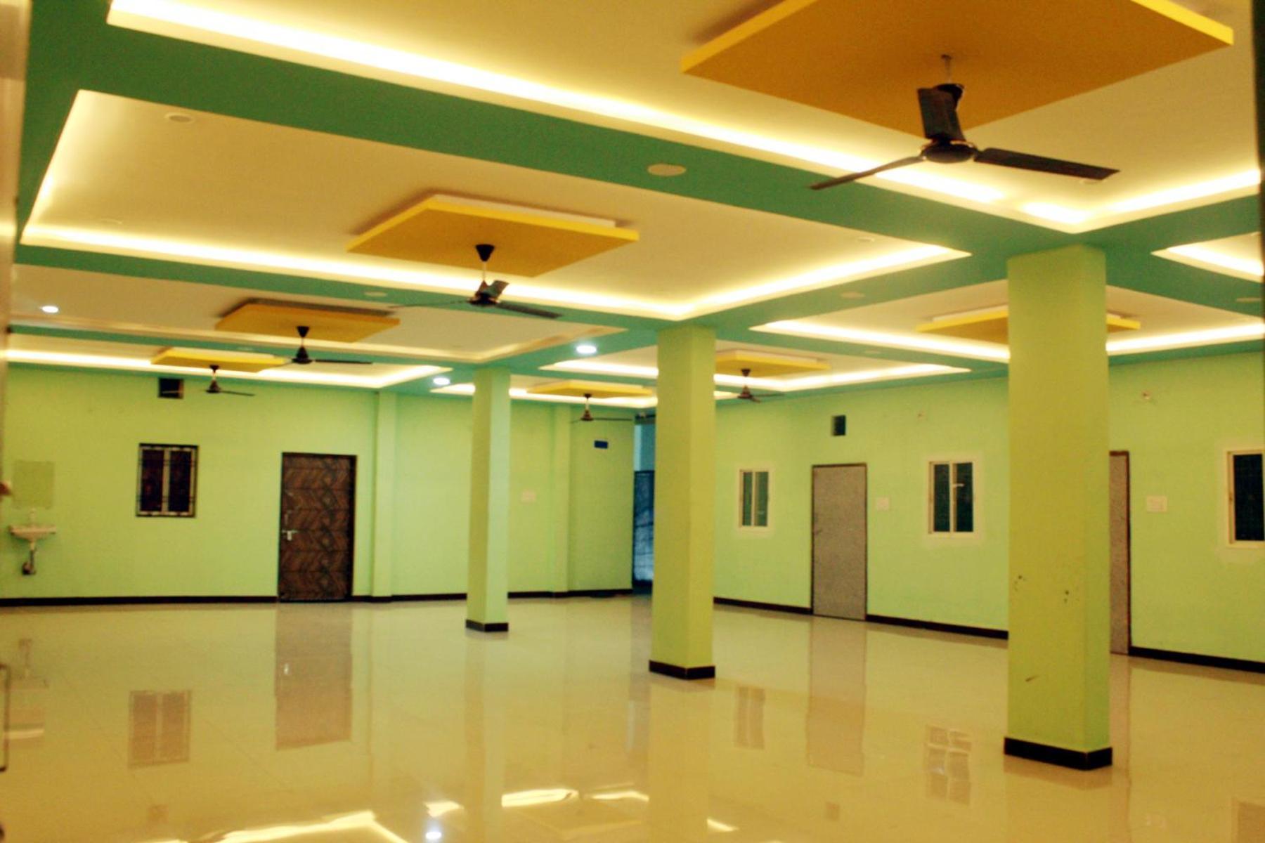 Utsav Lodge And Mangal Bhavan Pipariā 外观 照片