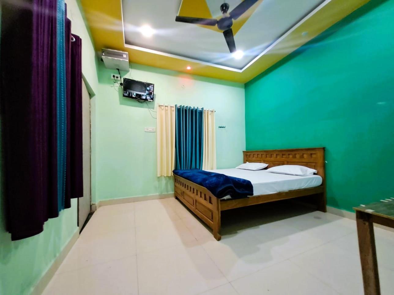 Utsav Lodge And Mangal Bhavan Pipariā 外观 照片